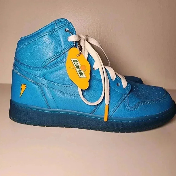 Nike Air Jordan 1 Retro High Gatorade Blue Lagoon Basketball Sneaker Youth 6 - Picture 4 of 13